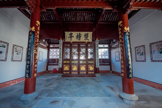 曹娥庙楹联