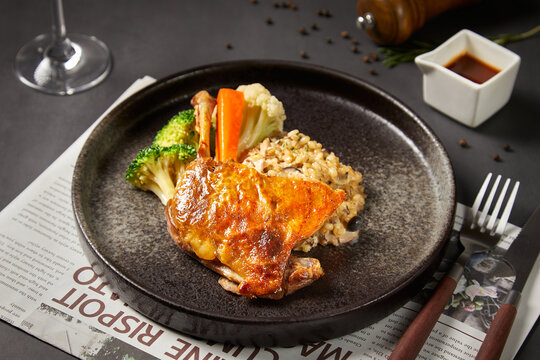 法式鸭腿配奶油蘑菇大麦饭