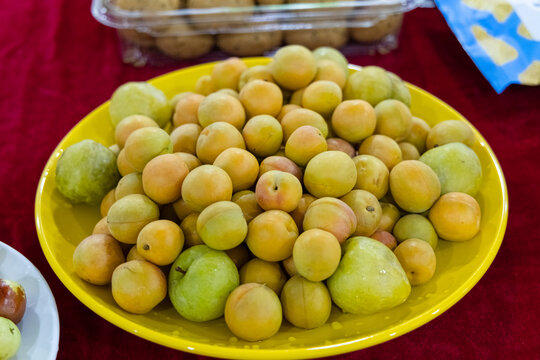 新鲜杏子