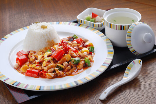 辣子鸡拌饭