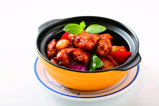 台式三杯鸡煲
