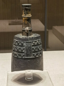 编钟