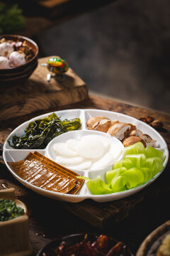 中式传统风格火锅素菜拼盘