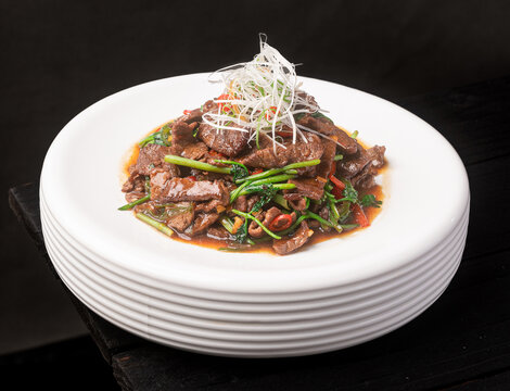 小炒牛肉