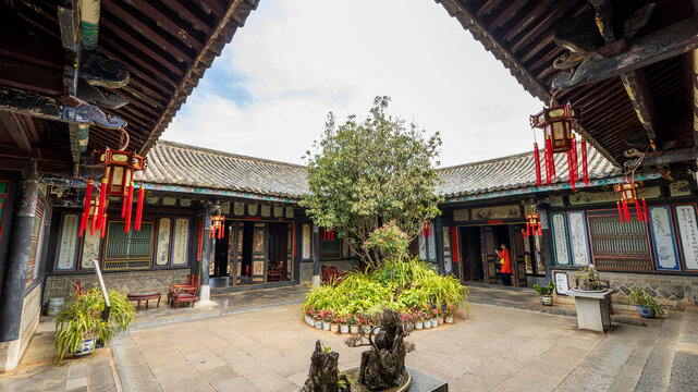 红河建水古城朱家花园