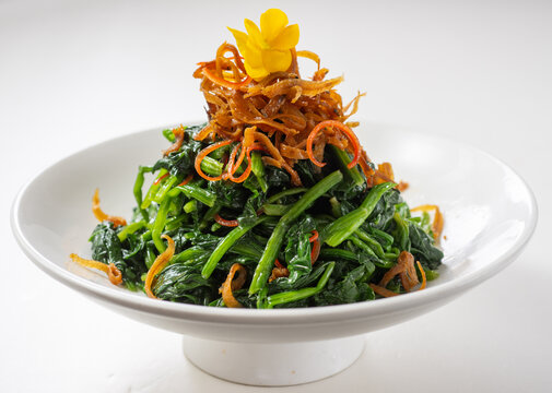 菠菜丁香鱼