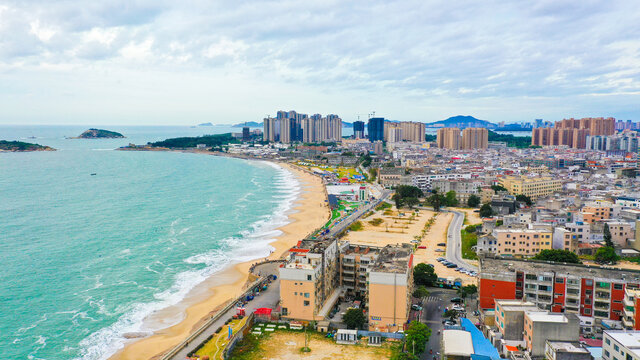 海湾沙滩海浪