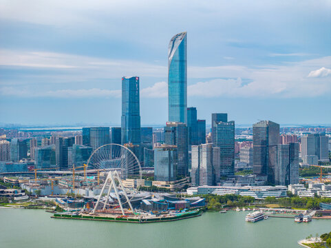 航拍苏州中心CBD金鸡湖东方之门国金中心