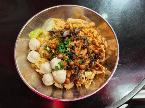 干捞螺蛳粉