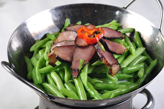 干锅酱肉豆角