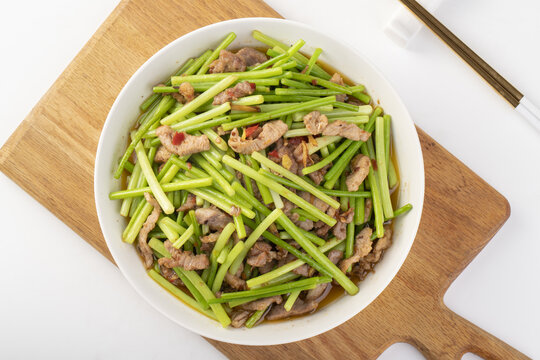 蒜台炒肉丝
