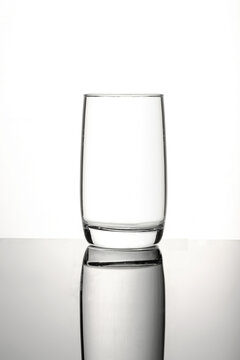 玻璃杯