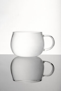 玻璃杯