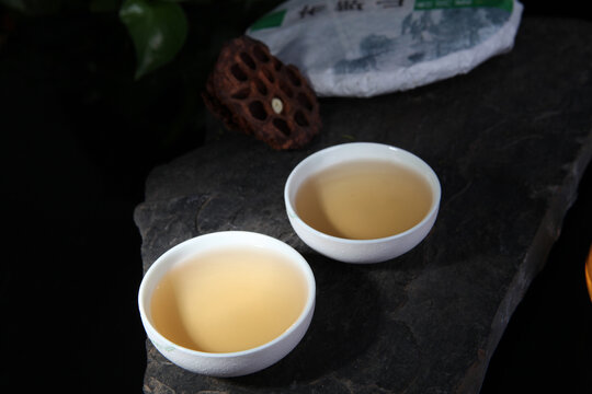 云南普洱茶生茶