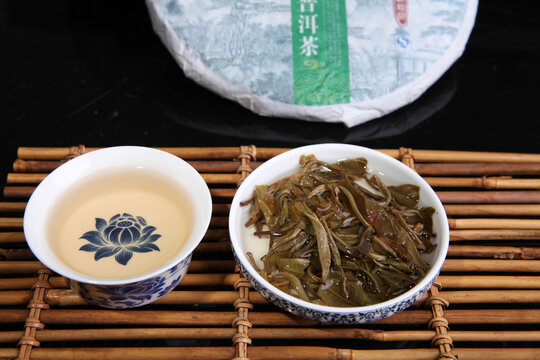 云南普洱茶生茶