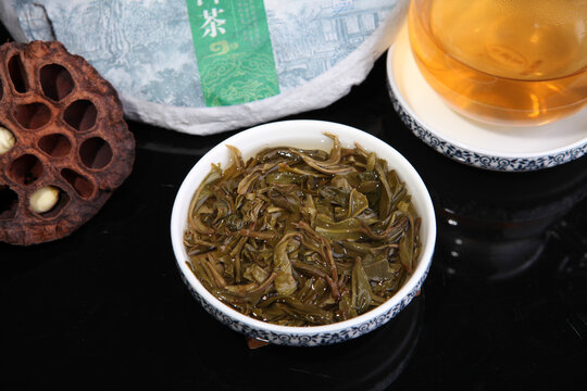 云南普洱茶生茶叶底