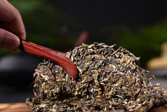 云南普洱茶生茶困鹿山茶饼
