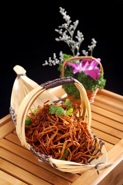 香拌鸡枞菌