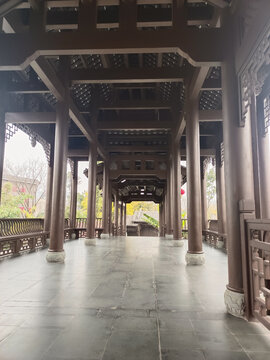 廊桥走廊