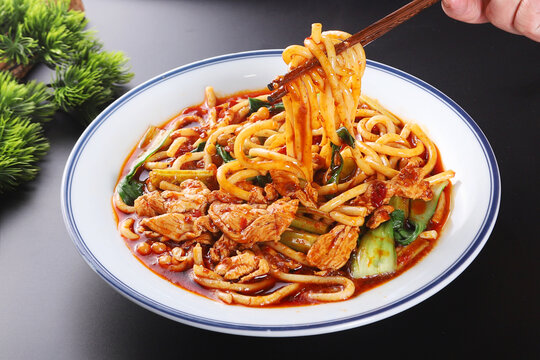 鸡肉炒米粉