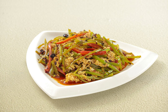 青椒丝炒鸡蛋