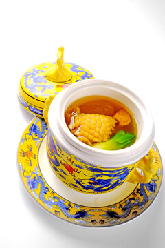 竹笙炖鲜鲍