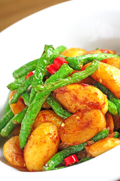 长豆角炒土豆