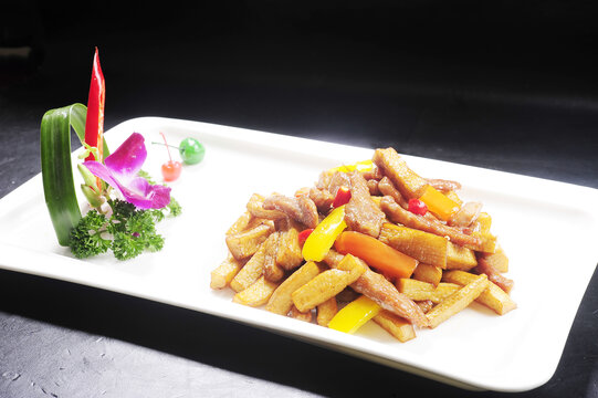 杏鲍菇炒牛腩