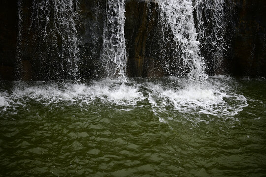 水花