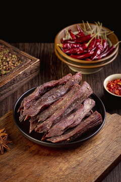 五香牛肉干