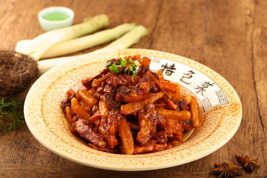 羊排烩土豆条