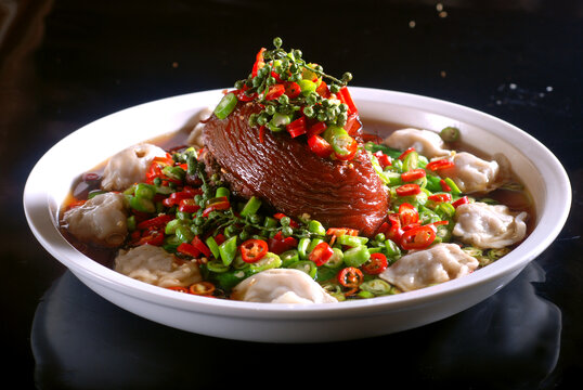鲜椒水饺肘