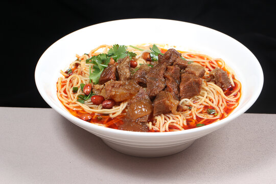 红烧牛肉面
