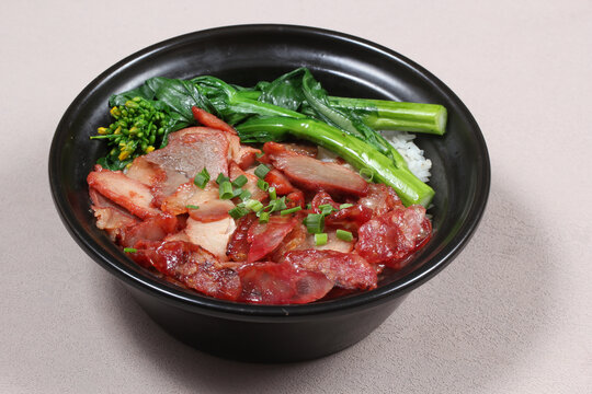 叉烧腊味煲仔饭
