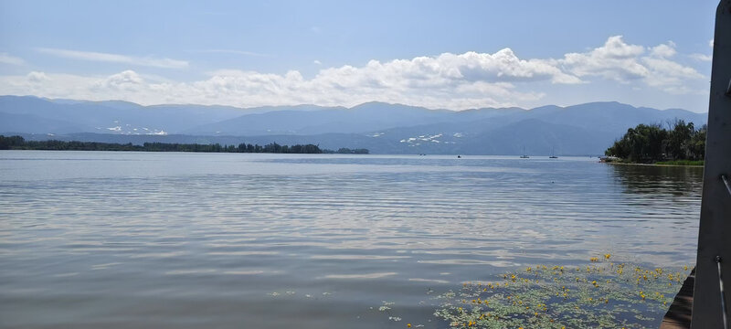 邛海