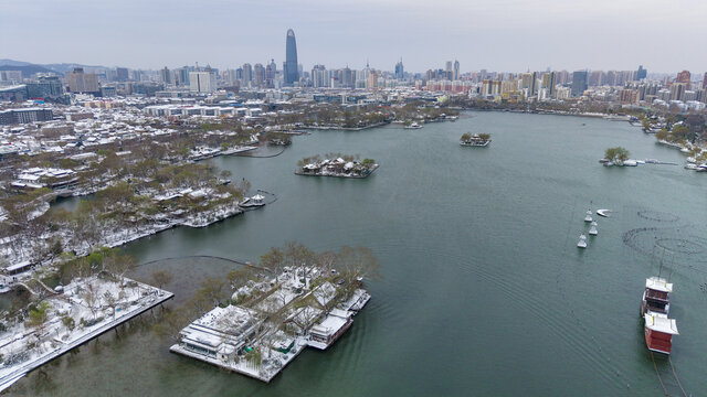 雪后济南大明湖航拍