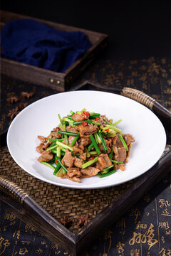 蒜苔小炒肉