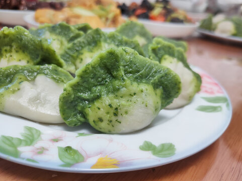 百财饺子