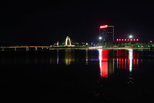 小城夜景