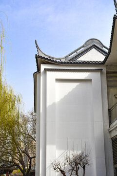 江南风传统建筑屋檐