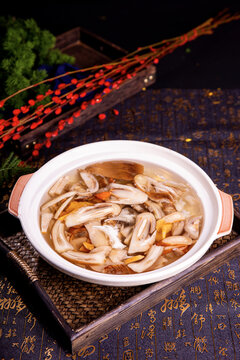 松茸菌汤
