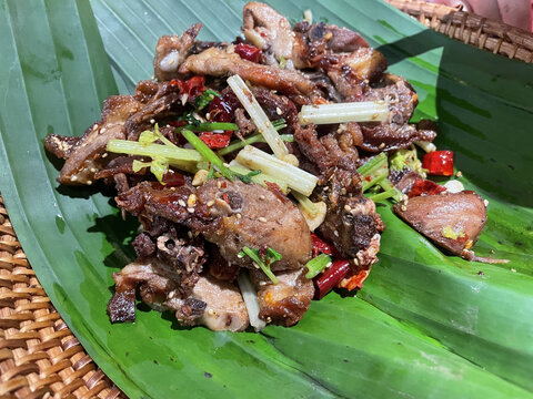 小炒鸡
