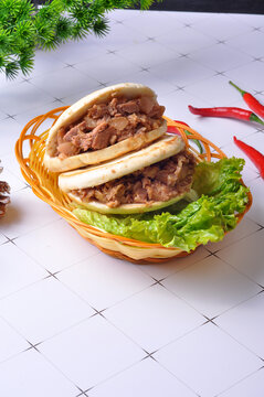 经典肉夹馍