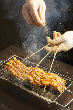 烤金针菇肉卷