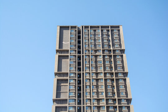 城市高层住宅楼