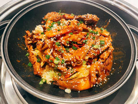 香辣鸭翅煲