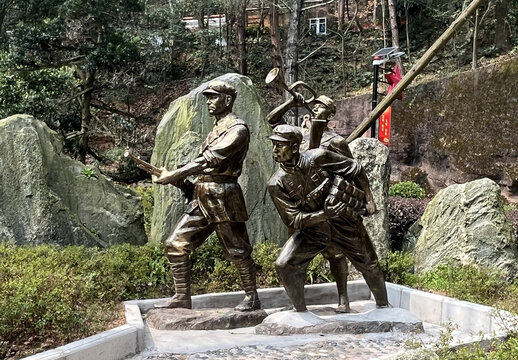红军雕塑