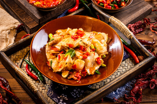 糟辣椒炒回锅肉