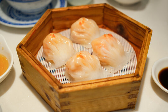 广式茶餐厅的一笼虾饺