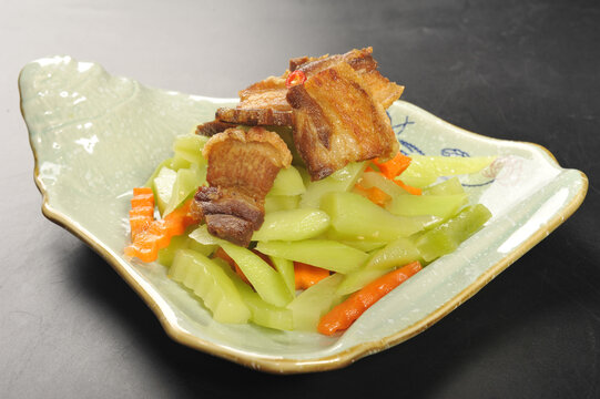 脆肉炒芥兰